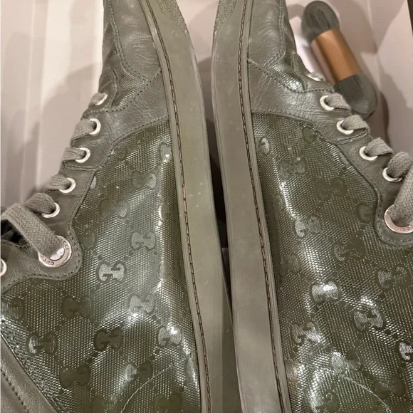 Authentic Gucci Men's Olive Lace-Up Shoes Size 8.0 - Picture 3 of 16